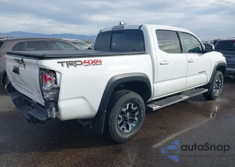 2022 Toyota Tacoma Trd Off Road z USA, uszkodzony, nr VIN 3TMCZ5AN1NM532520